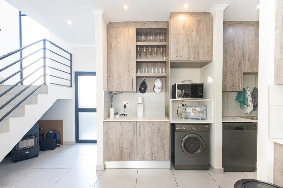 3 Bedroom Property for Sale in Parklands North Western Cape